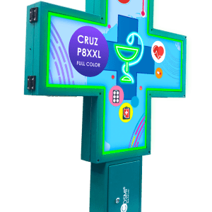 Cruz de farmacia LED gigante P8 XXL Full Color de Cosmi con pantalla digital brillante e iconos médicos.