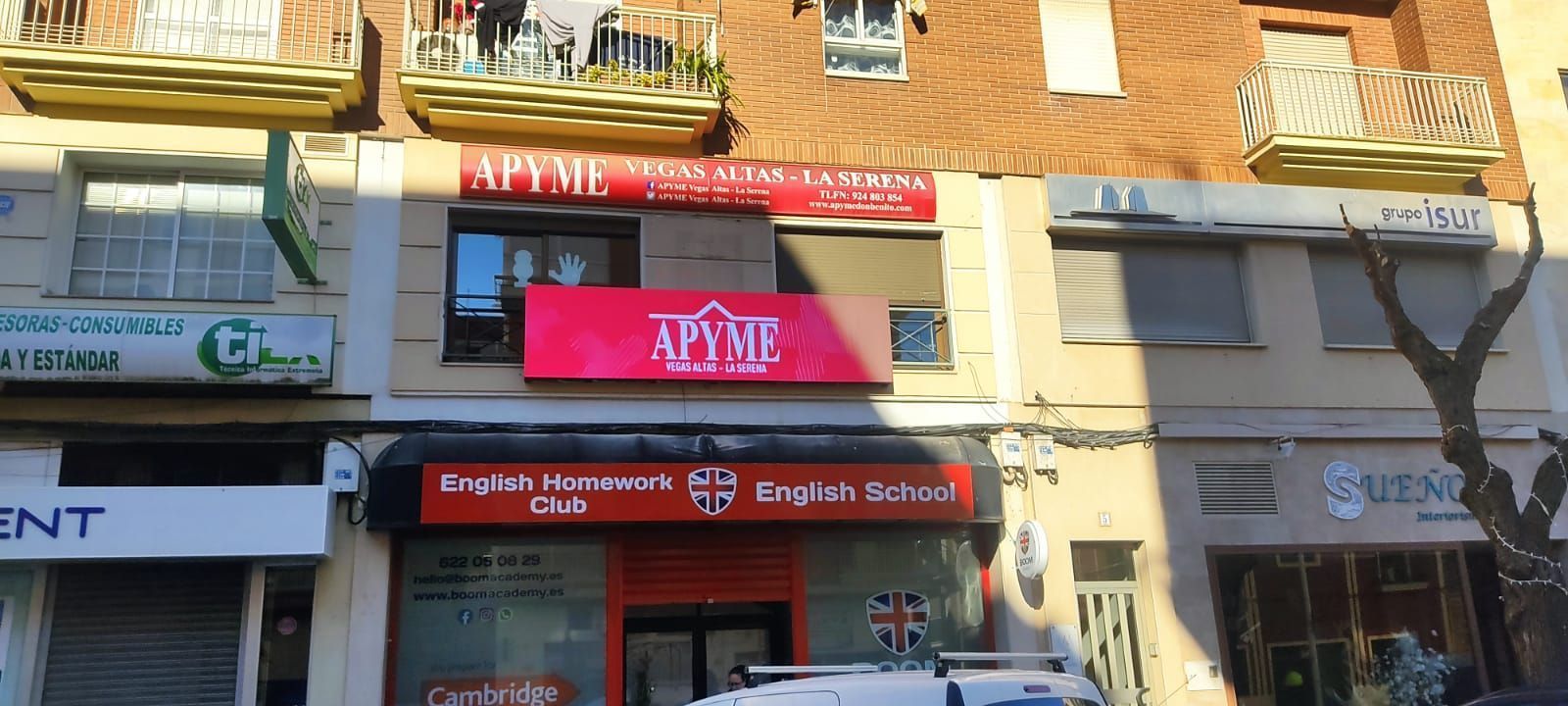 pantalla publicom escuela de idiomas