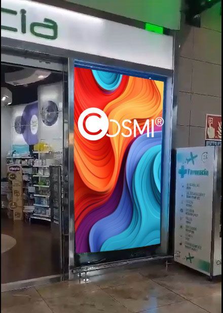 Pantalla farmacia aeropuerto