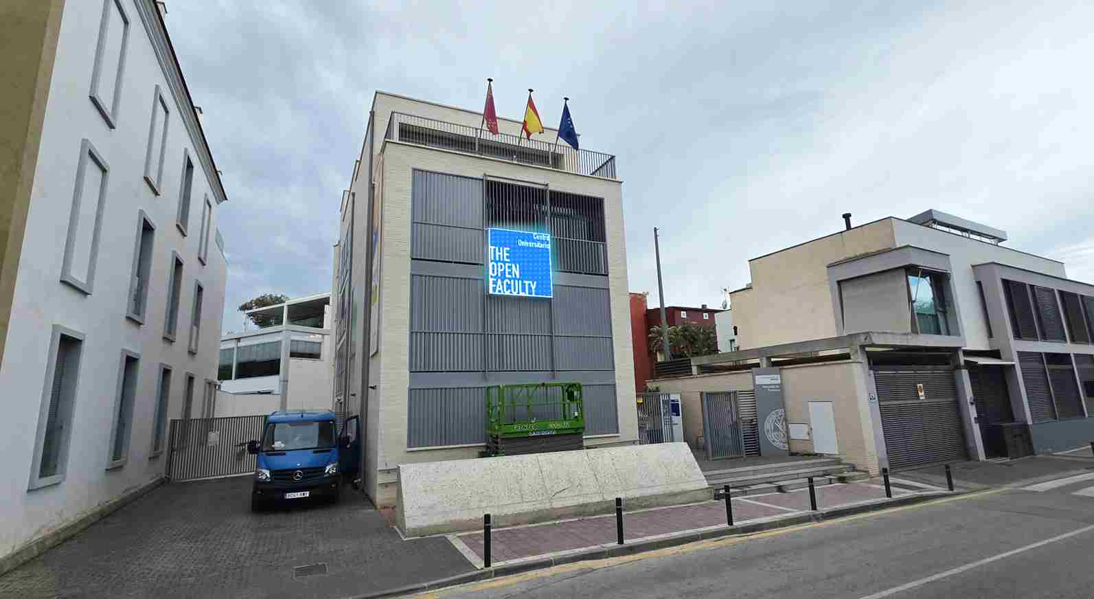 pantalla smartLED p8 escuela de turismo